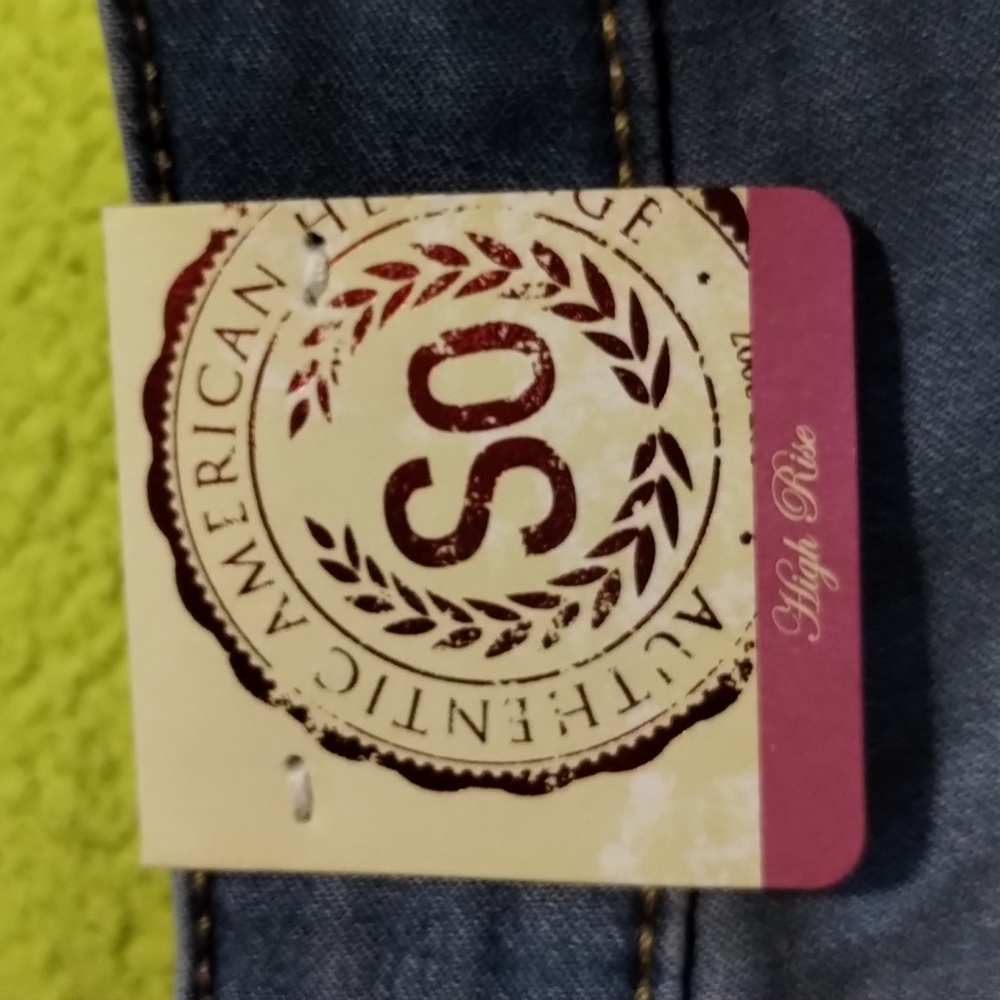 NWT SO High Rise Jegging Jeans Size 11, 2 Front/2 Back Pockets, Button, …